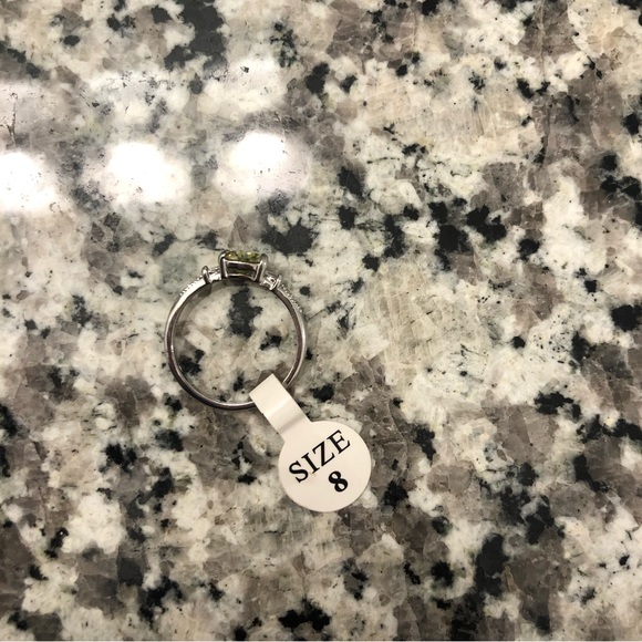 NWT Fragrant Jewels Yellow Triangle Ring - Picture 4 of 4